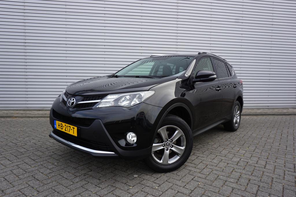 Toyota Rav4 2.0 dynamic 4wd - automaat / airco / navi / cruise / elektr. ra