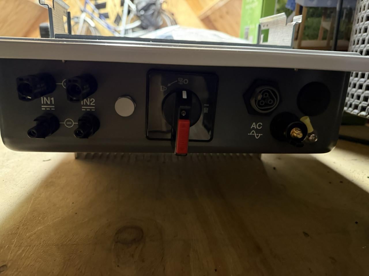 ABB UNO-DM-4.0-TL-PLUS-SB-Q Solar Inverter