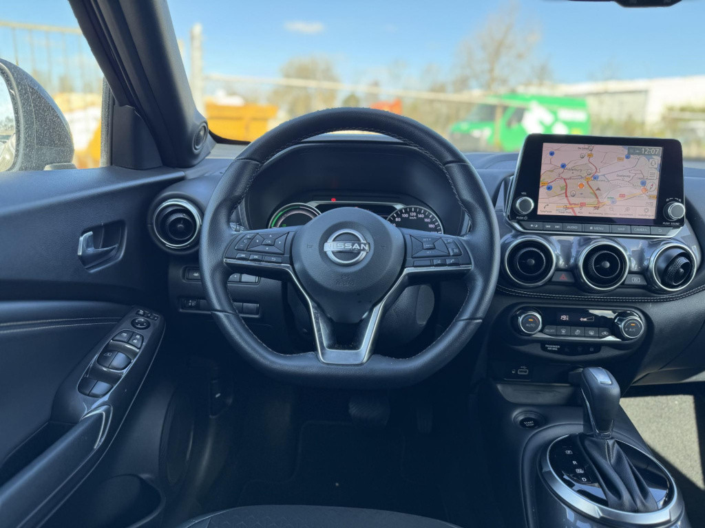 Nissan Juke 1.6 hybrid n-connecta parking pack