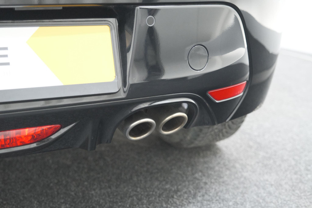 Peugeot 208 hybrid 136 e-dcs6 gt | 360 camera | adaptieve cruise control | 