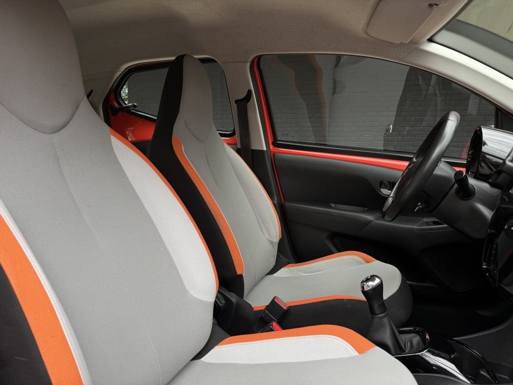Toyota Aygo 1.0 vvt-i x-clusiv