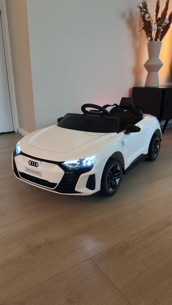 Elektrische kinderauto