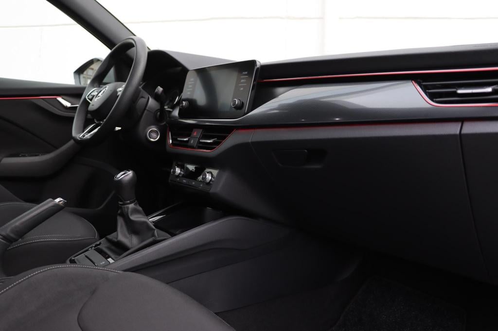 Skoda Scala 1.0 tsi sport business