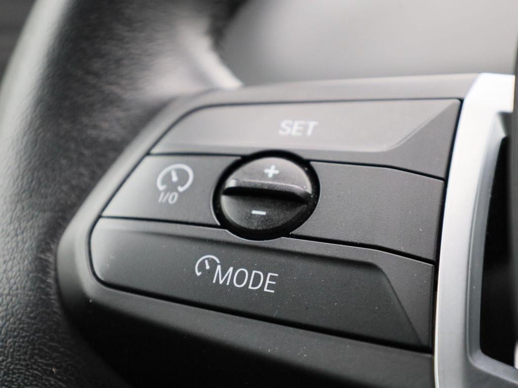 BMW X1 xdrive25e | automaat | lmv | parkeer sensoren | virtual cockpit | ca