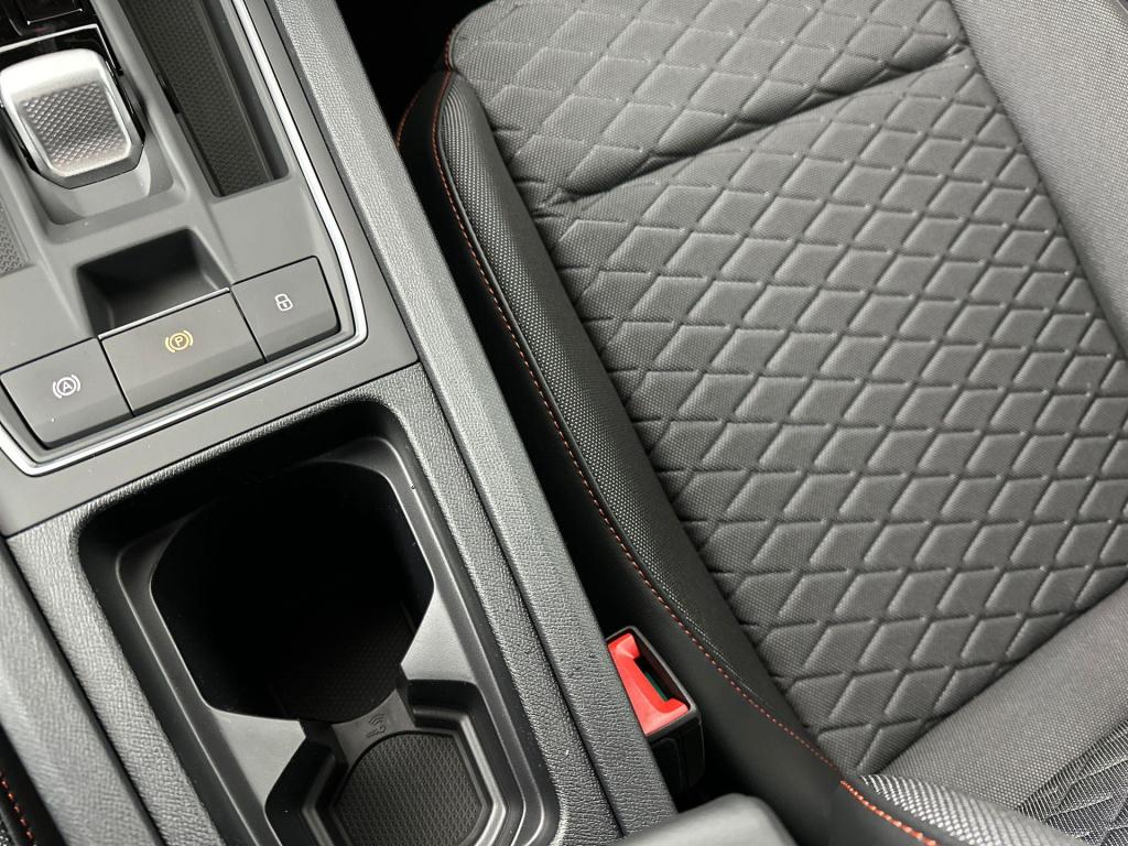 Seat Leon sportstourer fr phev first edition 1.5 tsi ehybrid 204pk dsg