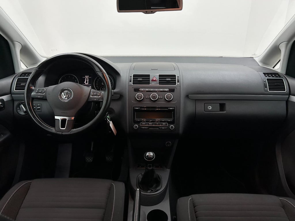 Volkswagen Touran occasion | airco | tweedehands volkswagen | stoelverwarmi