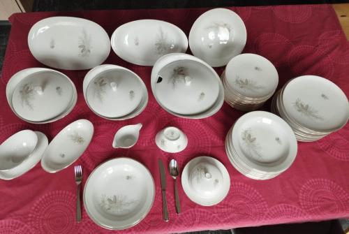 Porseleinen 'kerst' servies van het merk Schumann