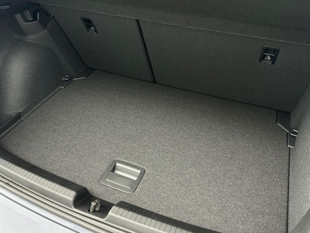 Volkswagen Polo life edition 1.0 70 kw / 95 pk tsi hatchback 5 ver