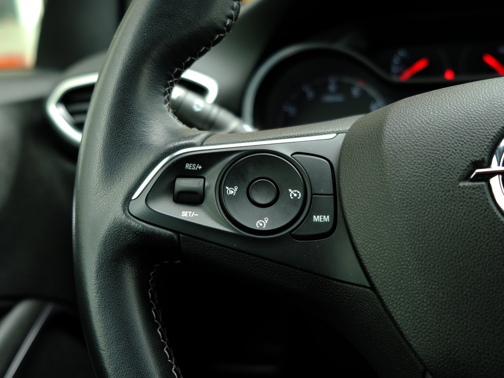 Opel Crossland X 1.2 110pk start/stop elegance | navigatie | trekhaak | cru