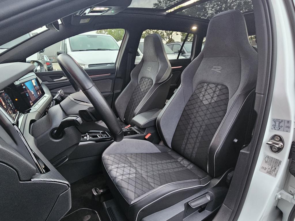 Volkswagen Golf variant 1.5 etsi r-line business+ | pano | elek. trekhaak |