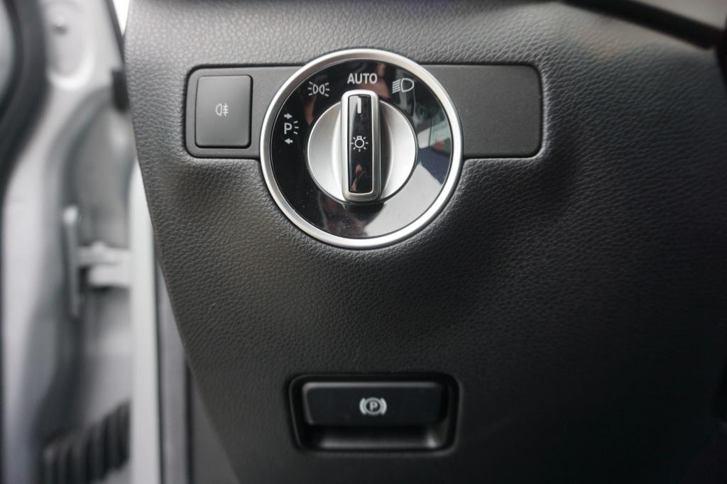 Mercedes-Benz B-Klasse 180 ambition style l facelift uitvoering l xenon l p