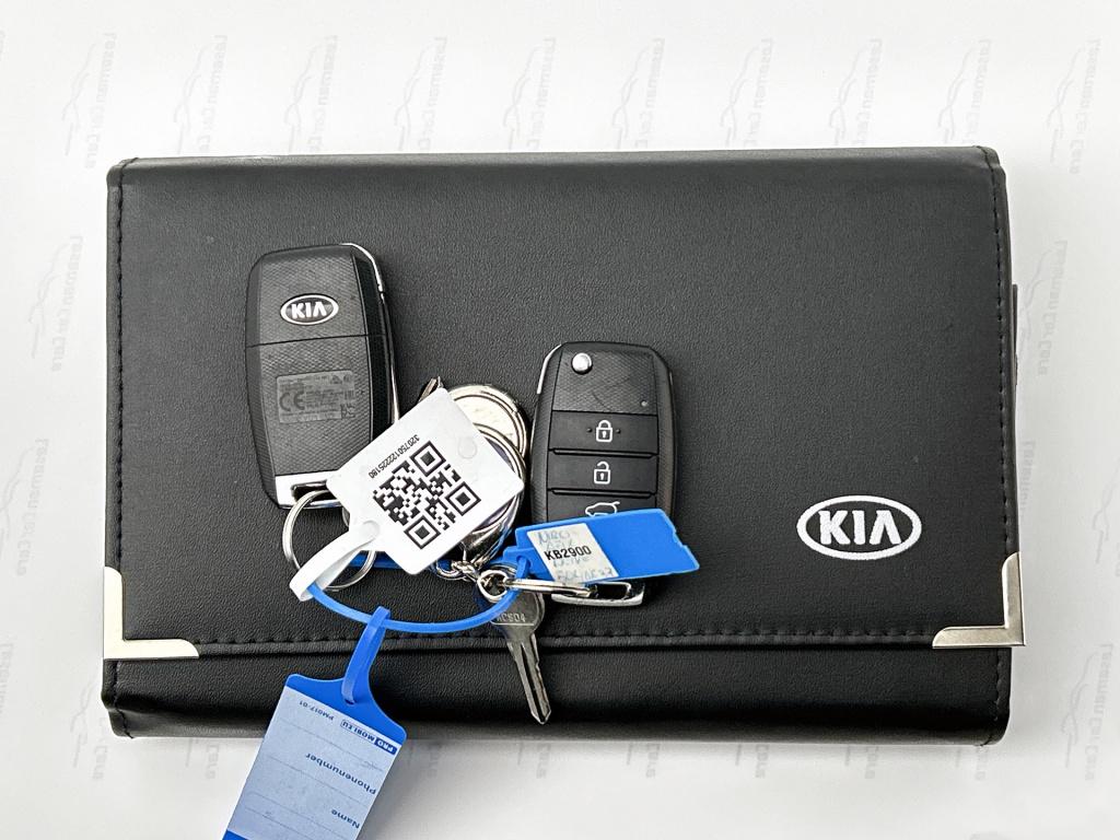 Kia Niro 1.6 gdi hybrid first edition