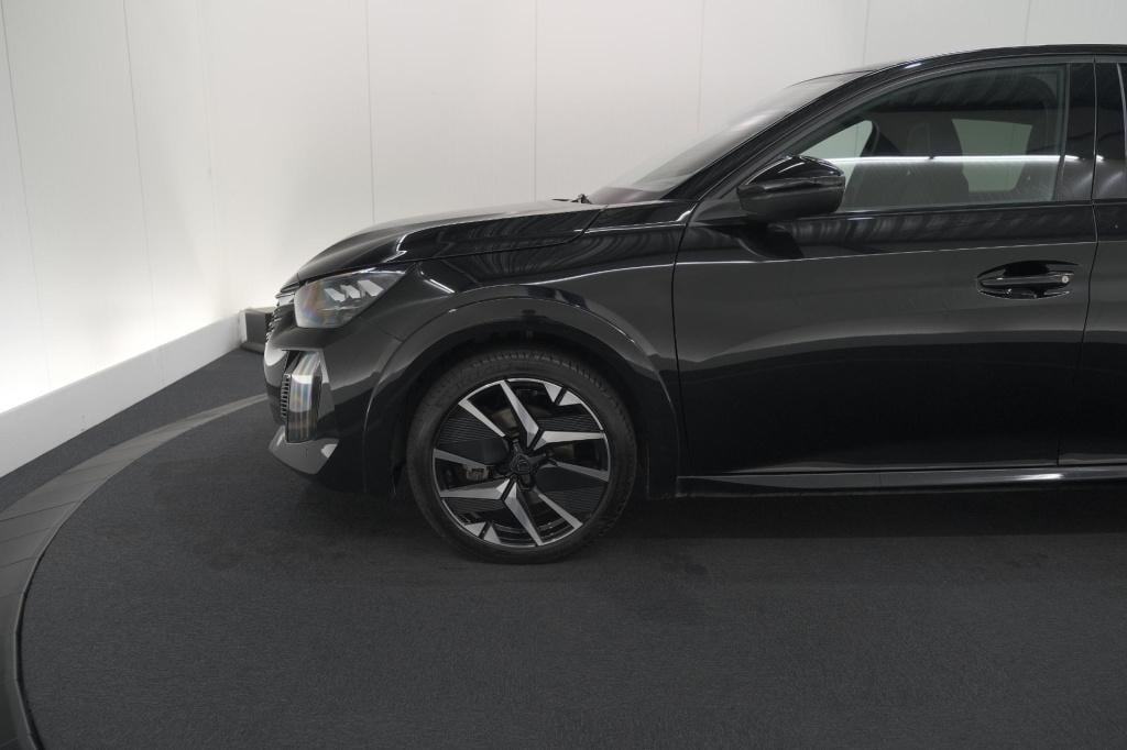 Peugeot 208 1.2 hybrid 145 e-dcs6 gt | alcantara pakket | camera | apple ca