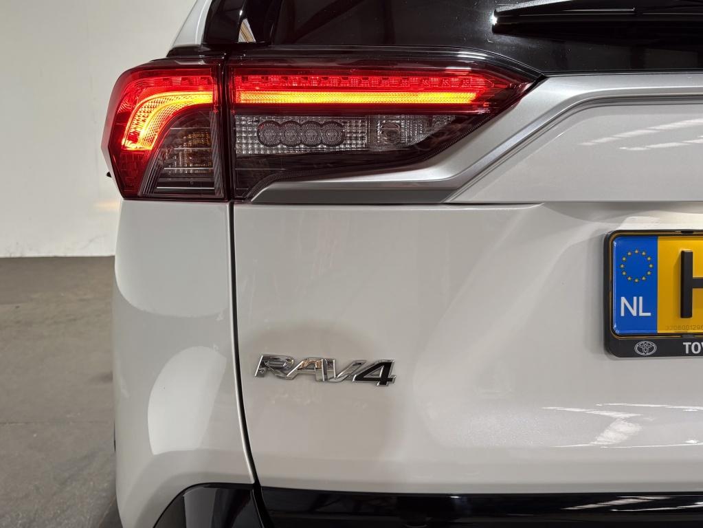 Toyota Rav4 2.5 hybrid awd bi-tone | innovation pack