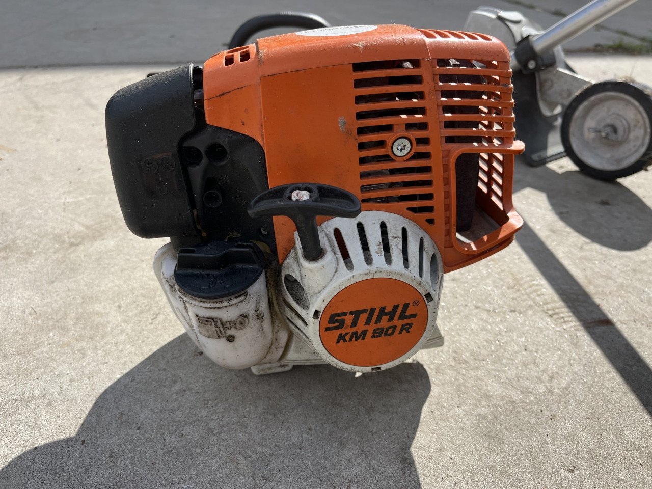 Stihl Combi tool inclusief borstel en kantensnijder