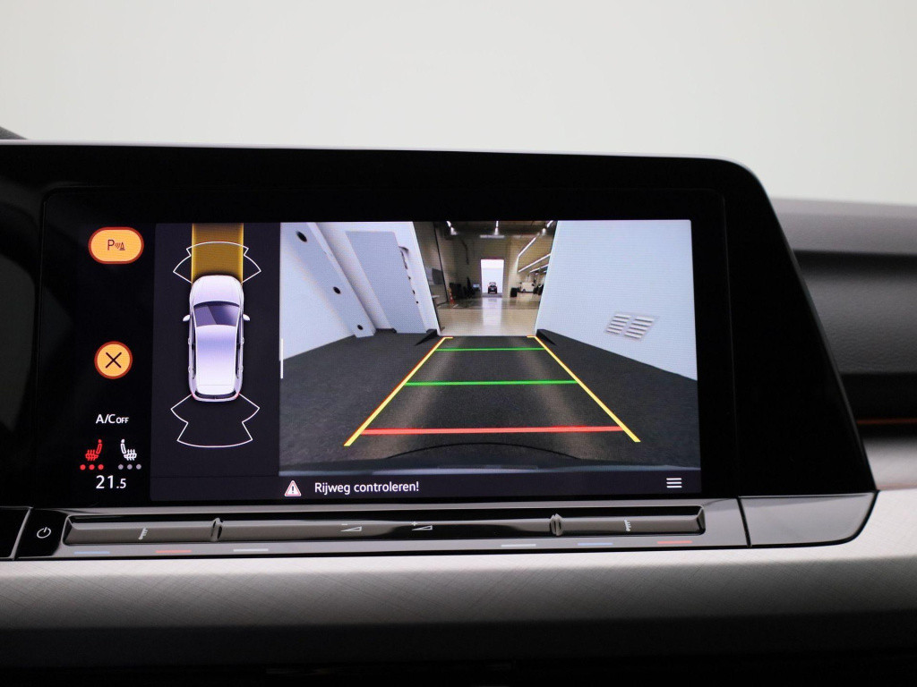 Volkswagen Golf 1.5 tsi | virtual cockpit | navigatie | dab | stoel/stuur v