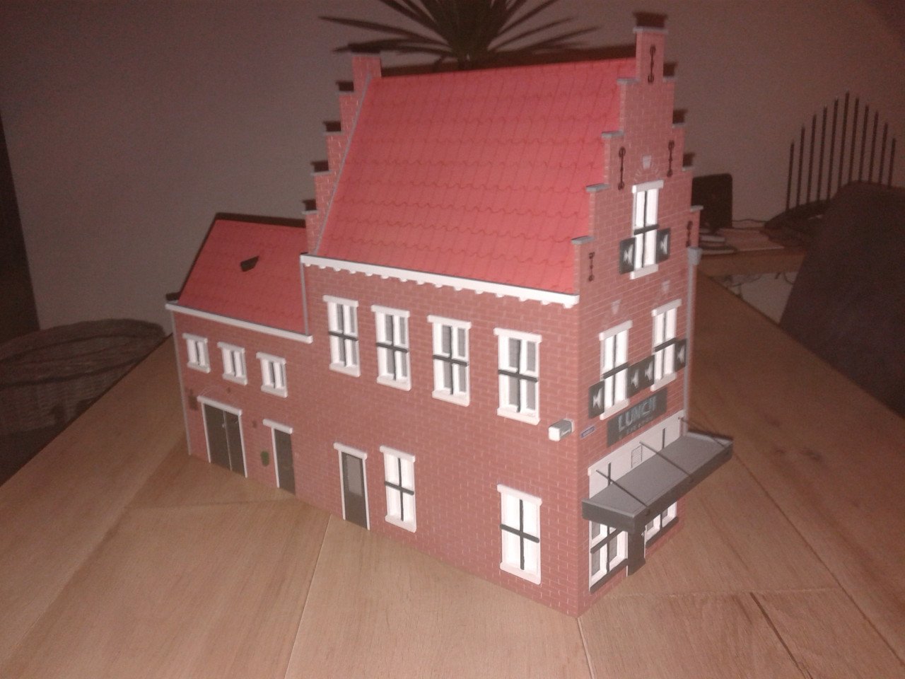 Model lunch cafe aan het beursplein
