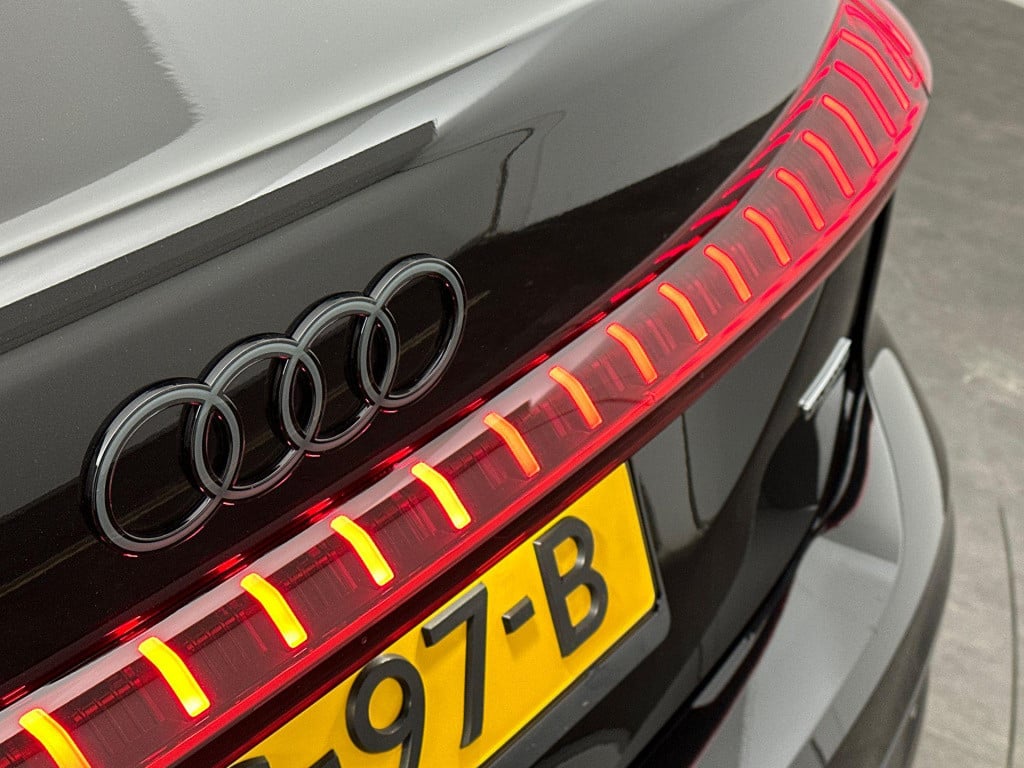 Audi A5 coup s edition 2.0 tfsi e 220 kw / 299 pk limousine 7 v