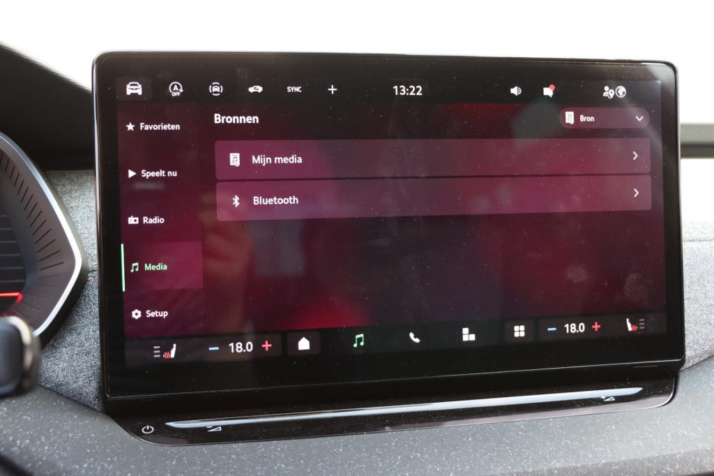 Skoda Octavia first edition 1.5 tsi m-hev 85 kw / 115 pk hatchba
