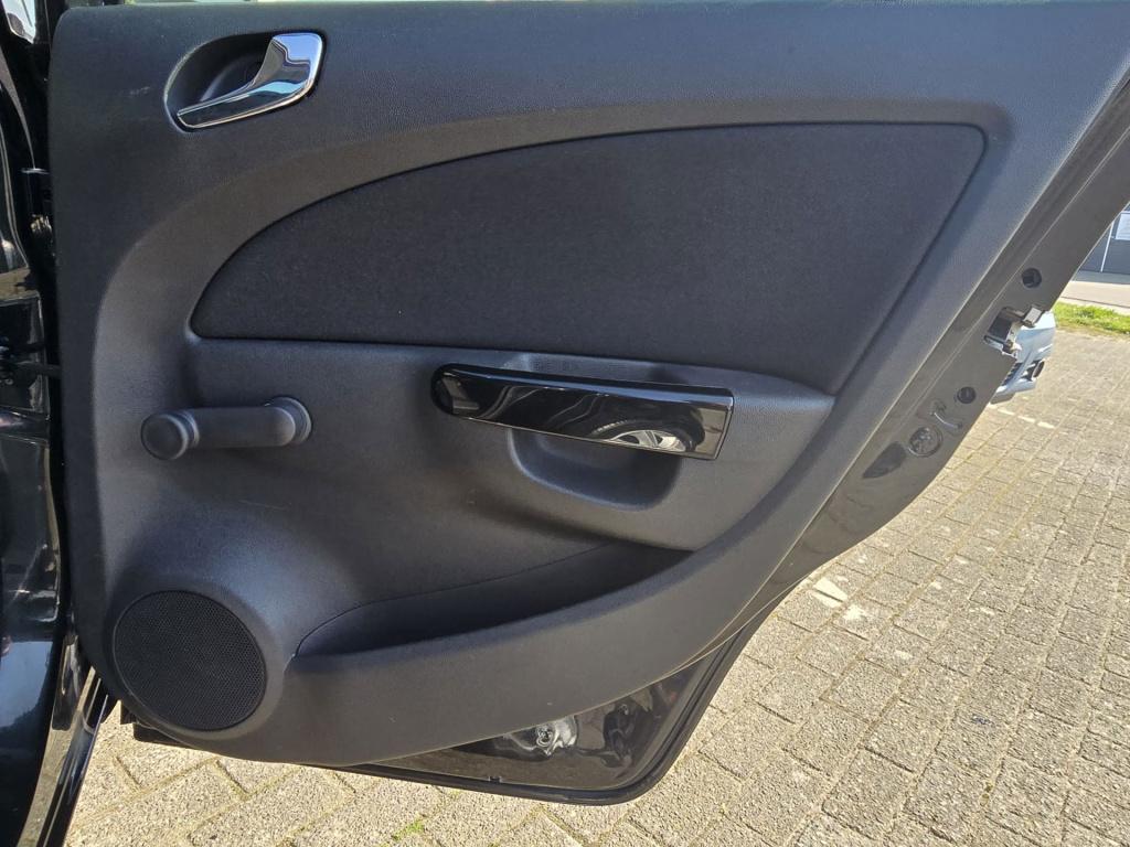 Opel Corsa 1.4-16v blitz