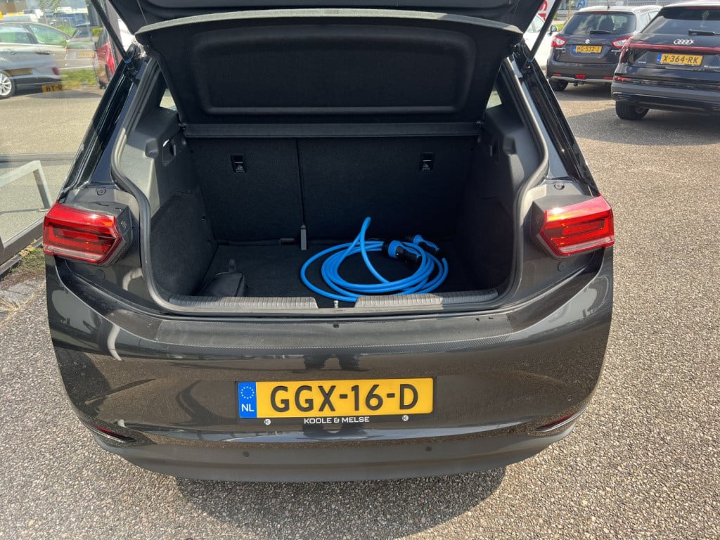 Volkswagen Id.3 45kwh 150pk pure , stoel en stuurverwarming