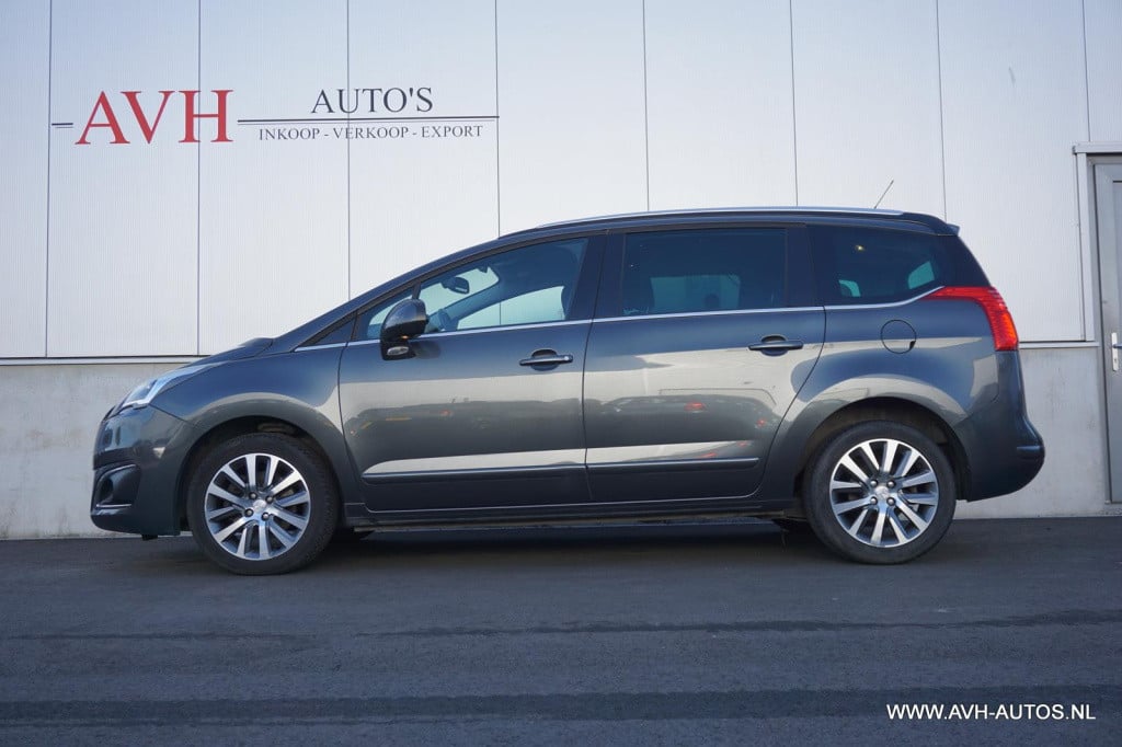 Peugeot 5008 1.6 thp allure 5 - persoons!