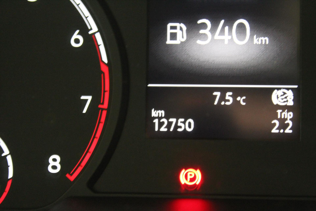 Volkswagen Caddy 1.5 tsi 114pk l1h1 dark label