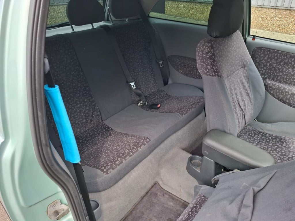 Opel Corsa 1.4-16v elegance | airco | 3-drs | nap | inruilkoopje!