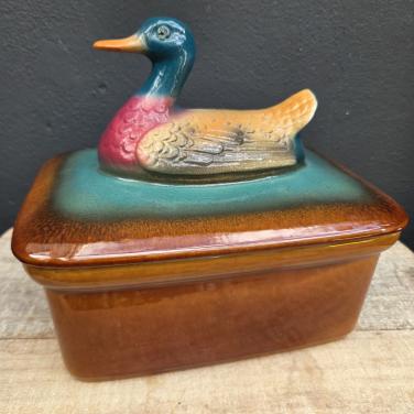Grote brocante keramische ovenschaal eend, terrine