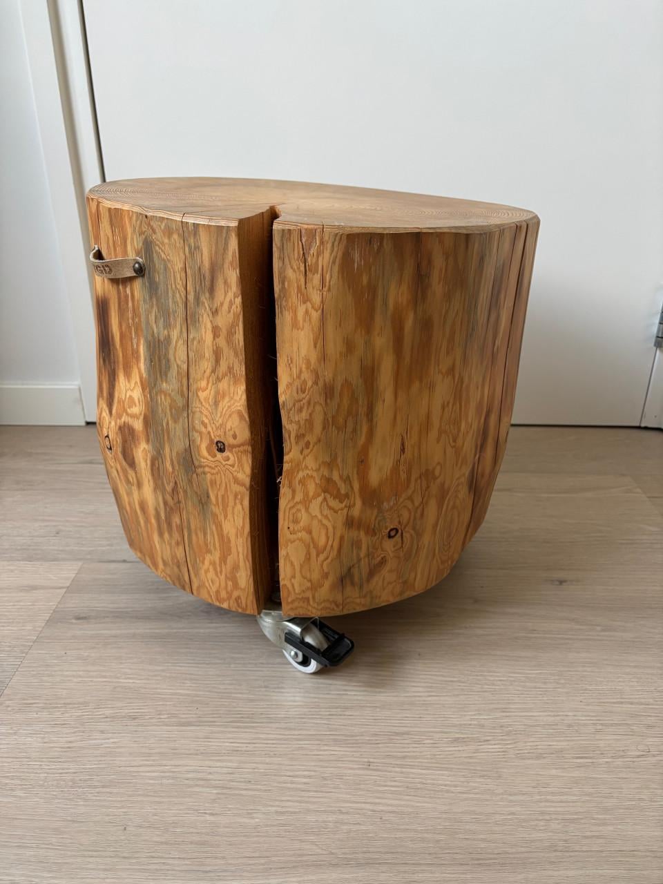 Houten boomstam bijzettafel