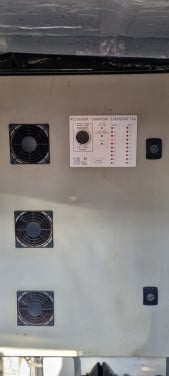 Te koop acculader 24 volt 75 Amp