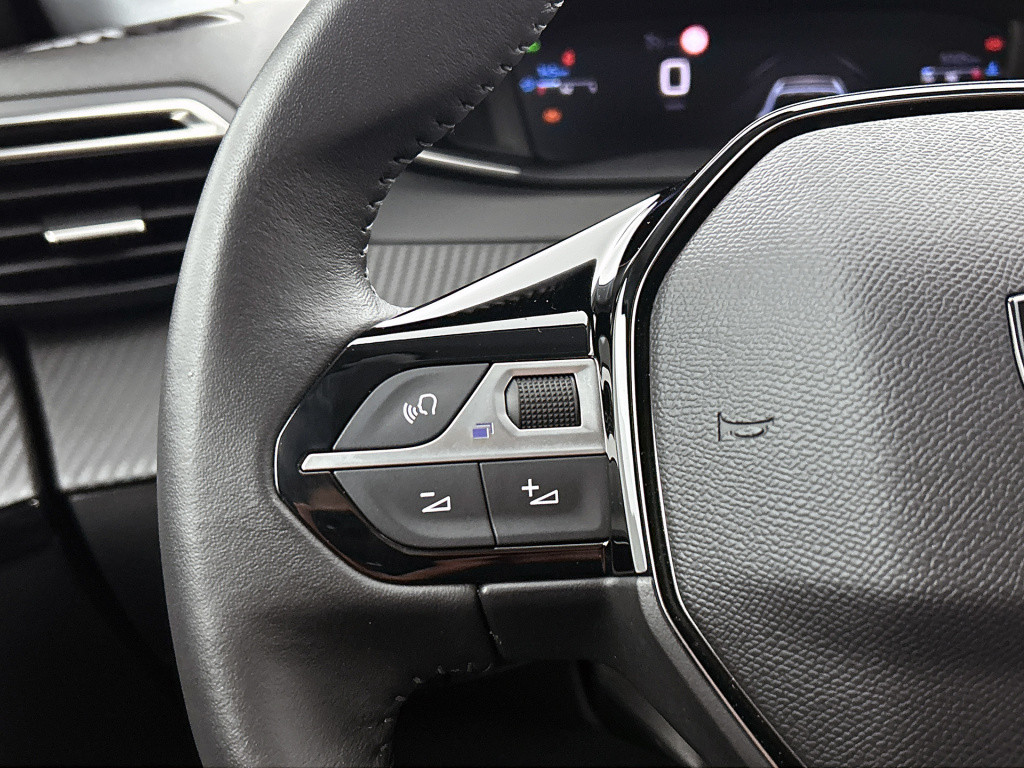 Peugeot 208 100pk allure | rijklaar | keyless | camera achter |