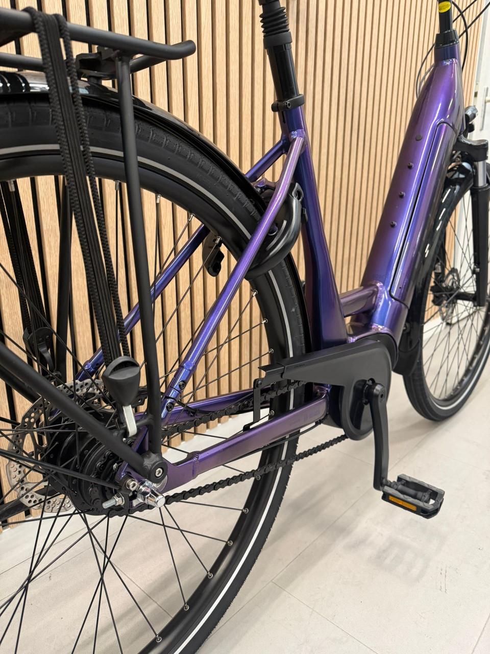 Trek District+ 5 Bosch Active Line 50CM 956KM 400Wh