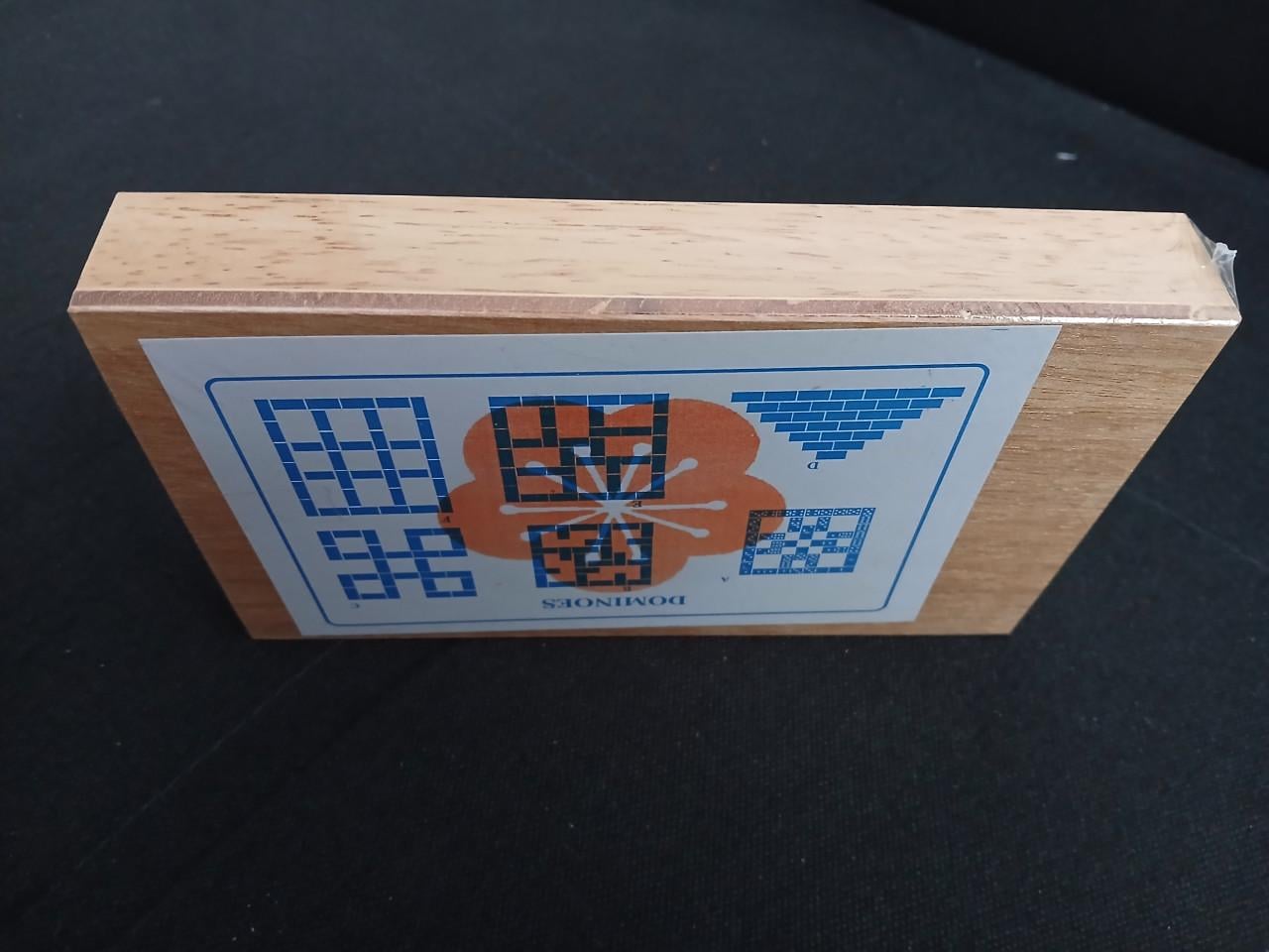Dominos