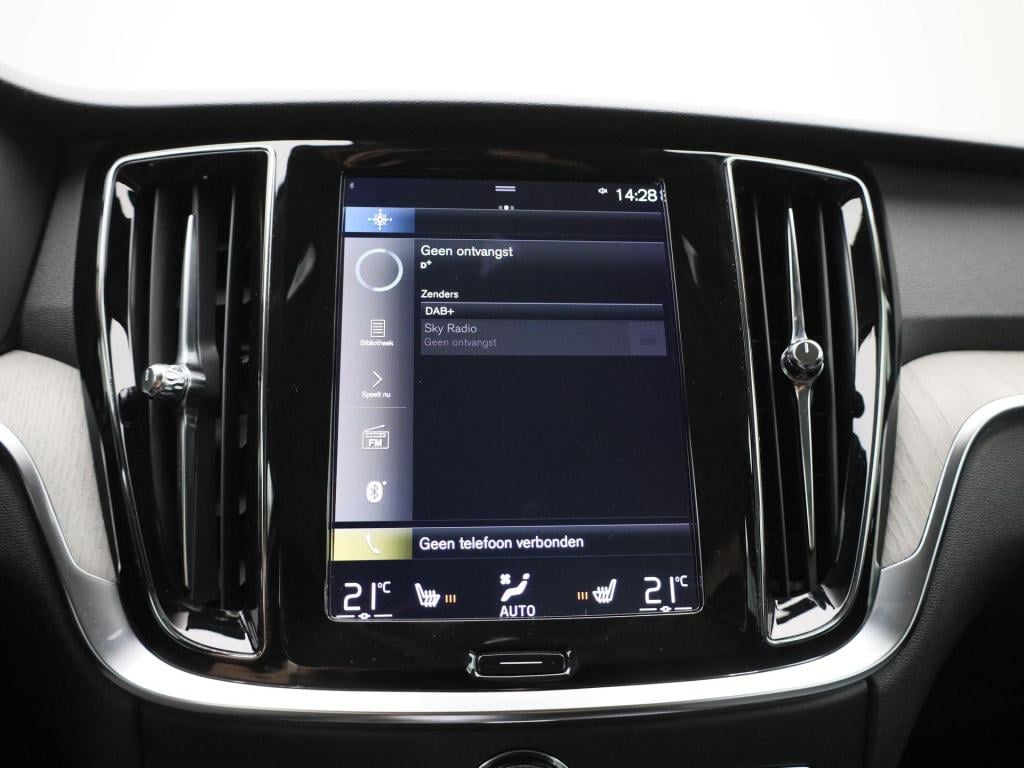 Volvo V60 2.0 t6 recharge awd inscription | automaat | apple carplay / andr