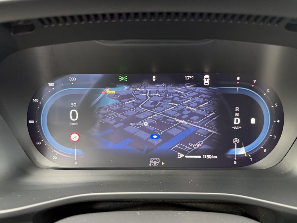 Volvo XC40 b4 197pk plus dark |adap.cruise| trekhaak | camera| elektrische