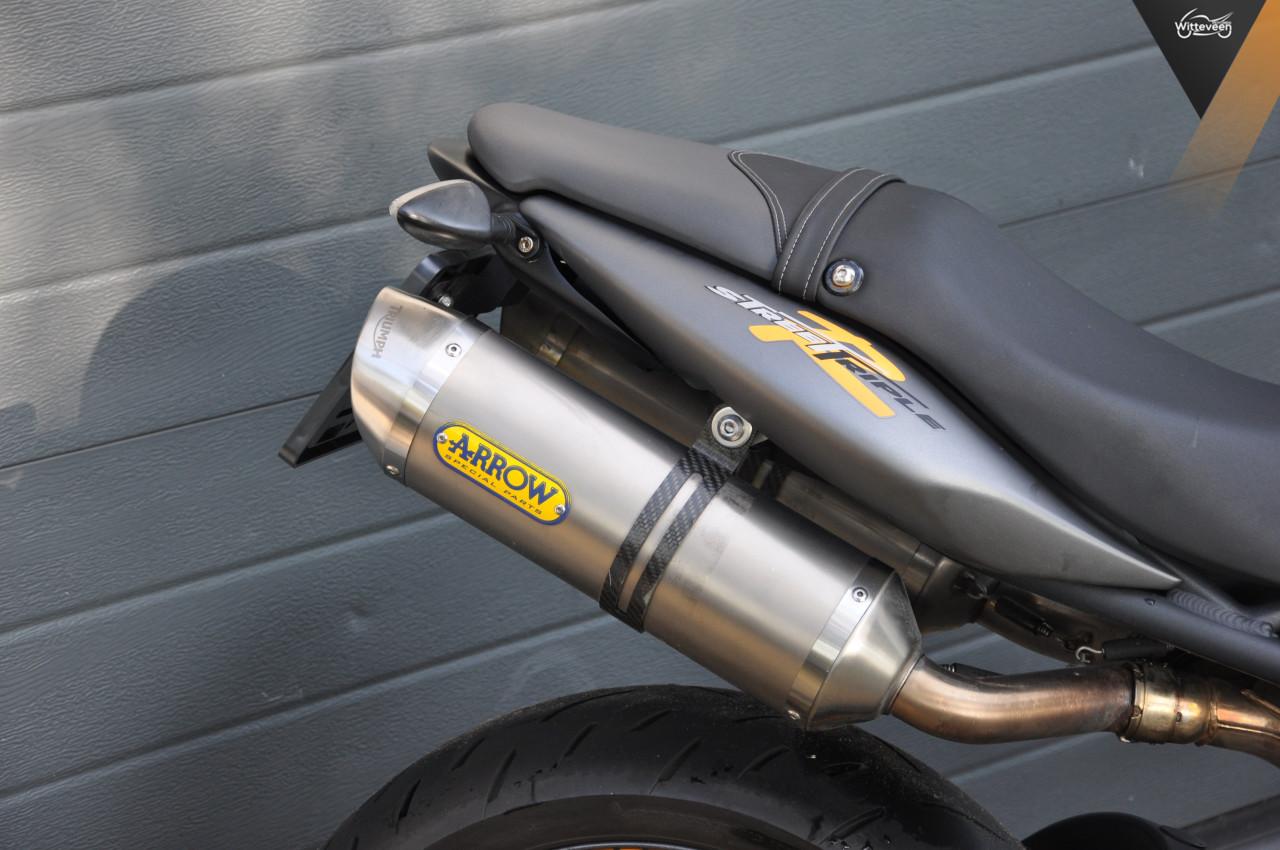 Triumph Street Triple R 675