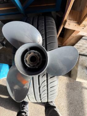 3 propellors/schroeven voor Honda