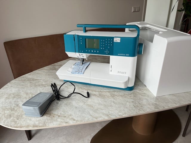 Naaimachine
