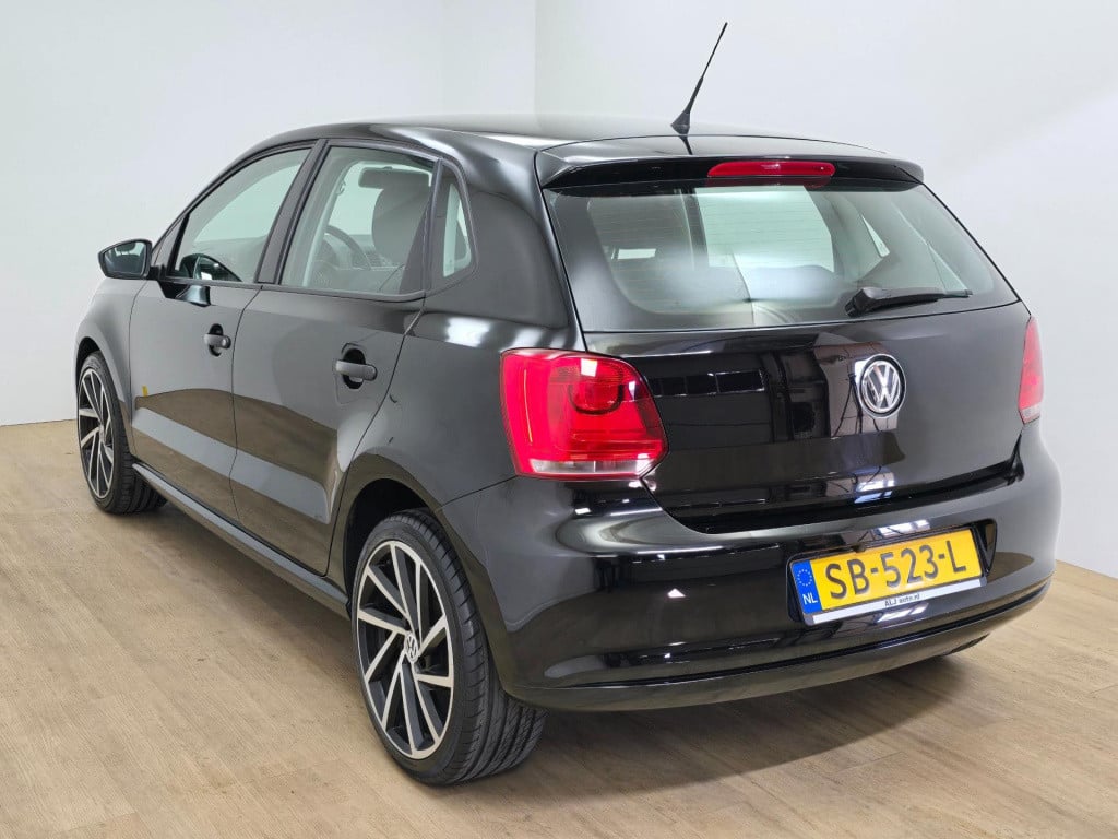 Volkswagen Polo occasion 1.2 met parkeercamera en luxe audio | sportieve lo