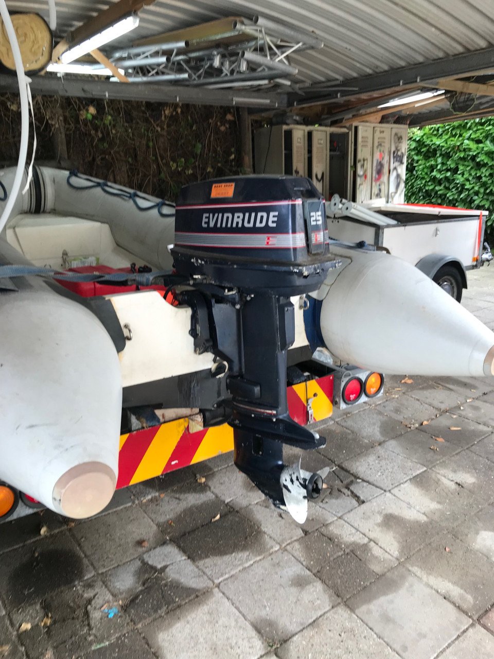 Rip met trailer en 25 pk 2takt