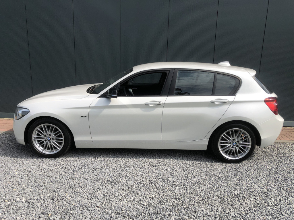 BMW 1 Serie 116i 136pk executive sportline 5-drs