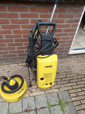 Te koop Karcher in zeer goede staat