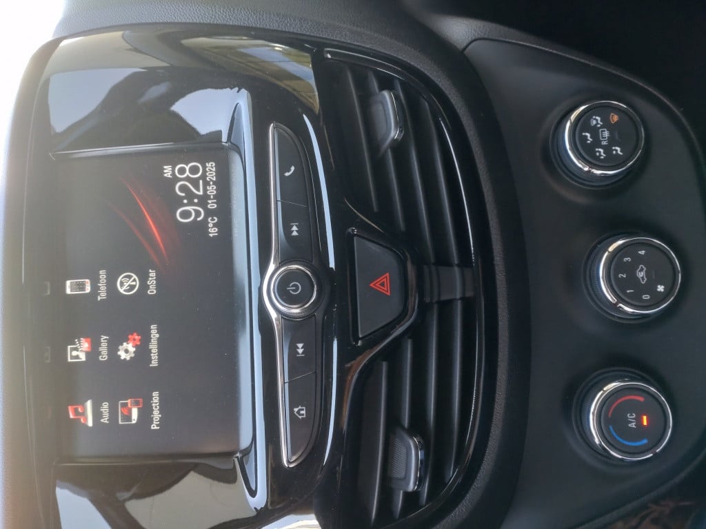 Opel Karl 1.0 rocks online edition