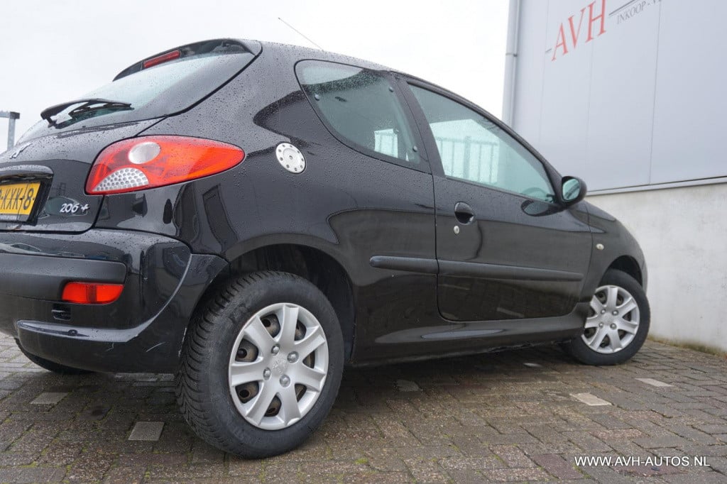 Peugeot 206 + 1.4 xs