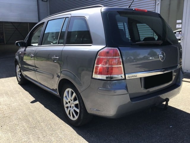 Opel Zafira 1.8 automaat 7-persoons | cruise | trekhaak | nap | nieuwe apk 