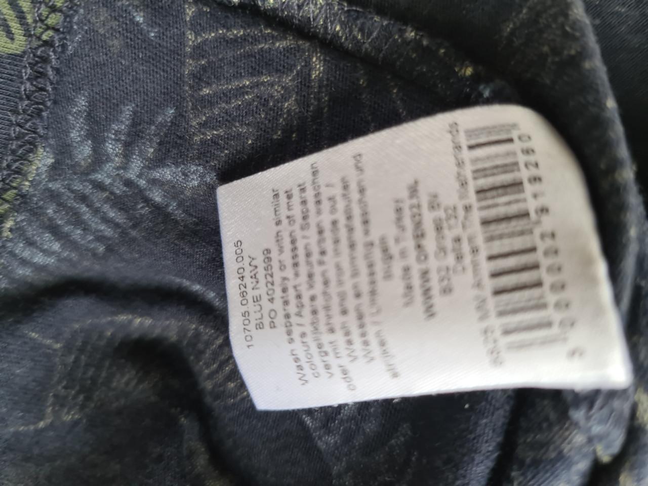 Madness donker blauw / blauw / okergeel print Tshirt Maat XL