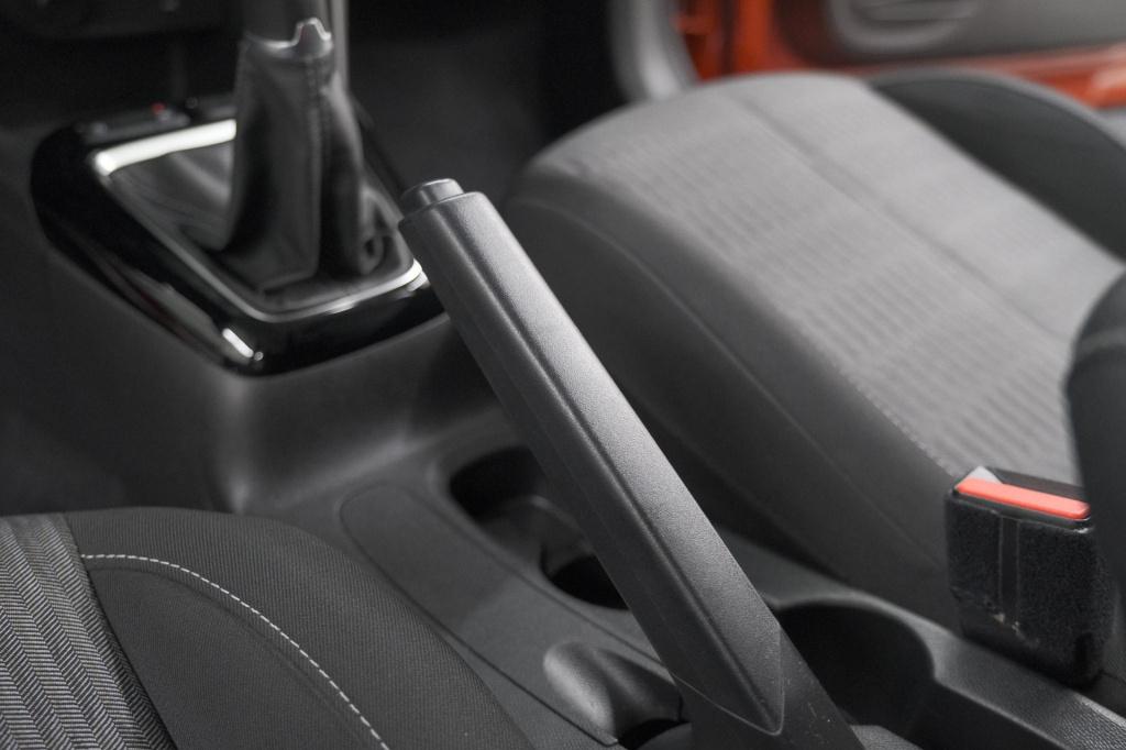 Opel Corsa 1.2 edition | parkeersensoren | apple carplay | edition+ pakket