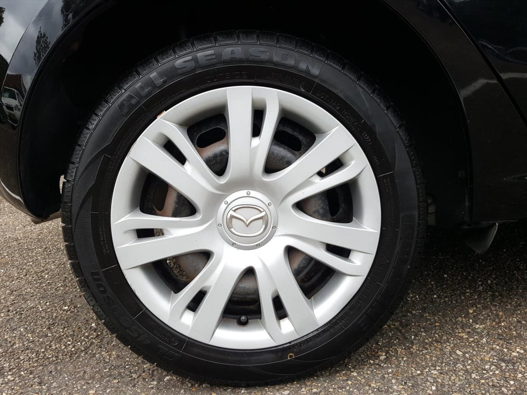 Mazda 2 1.3 63kw 5 drs ts | airco | climate control | radio | lm-velgen 15'