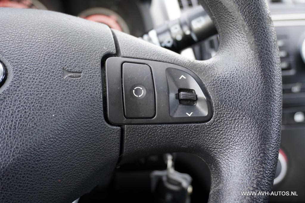 Kia Cee'd 1.4 cvvt x-tra